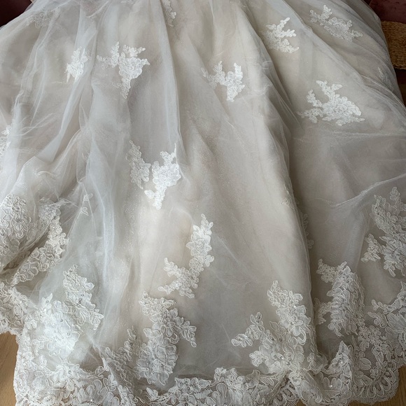 Sophia Tolli Bridal Gown - Picture 8 of 10